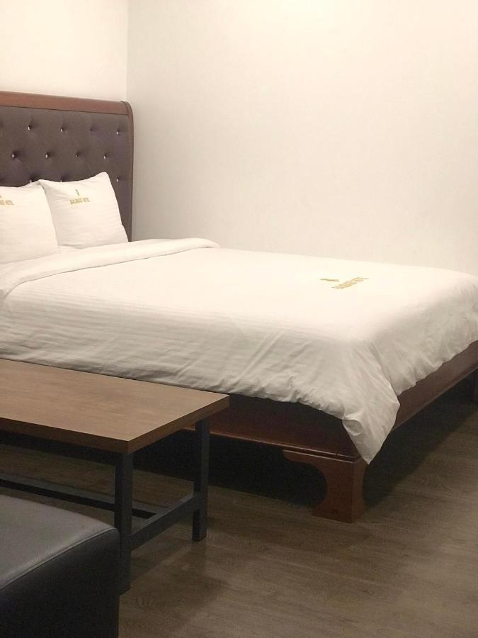 Balibago Hotel Angeles Zewnętrze zdjęcie